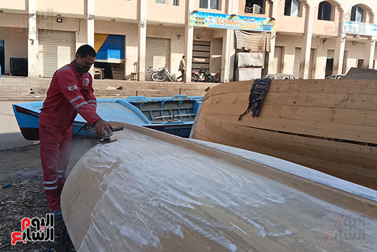 مرحلة-تجهيز-المركب-للدهان مرحلة-تجهيز-المركب-للدهان