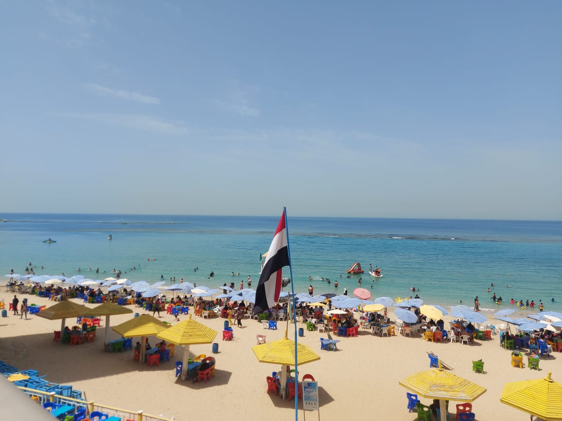 اقبال على الشواطئ