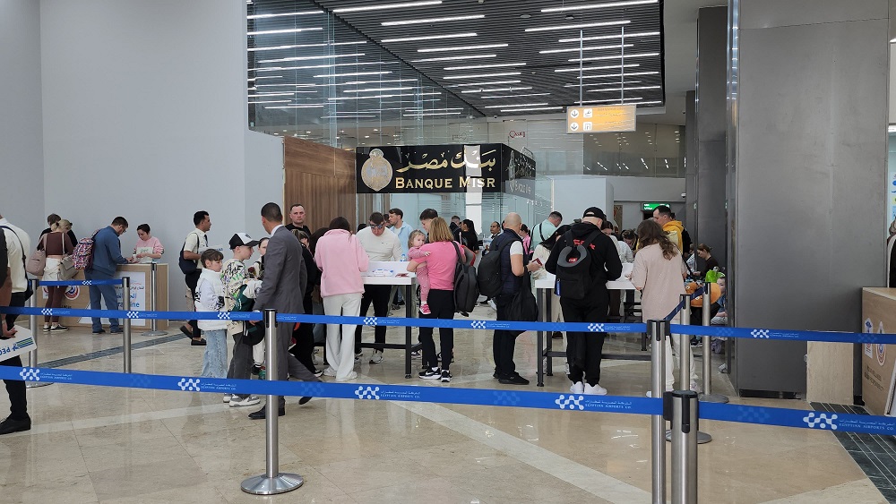 بدء وصول الافواج السياحية الخارجية الى مطروح بدء وصول الافواج السياحية الخارجية الى مطروح