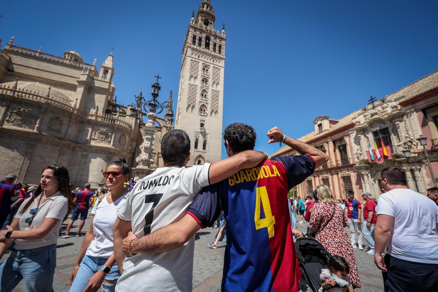 بعض جماهير البارسا بعض جماهير البارسا