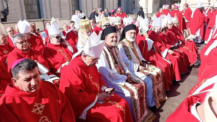 بطريرك الأقباط الكاثوليك يشارك في صلوات وداع البابا فرنسيس (3)