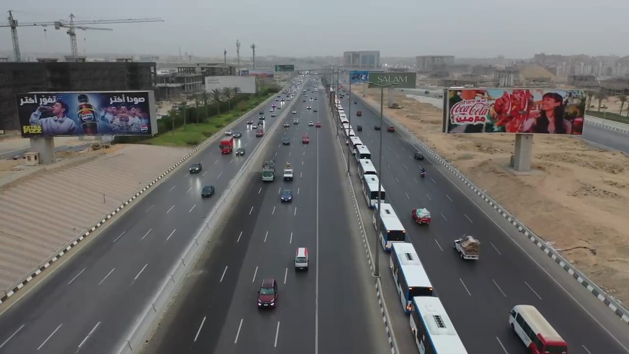 النقل تواصل تجارب تدريب سائقي الأتوبيس الترددي استعدادا لتشغيله (6)