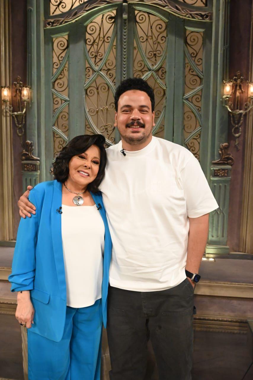 مصطفى غريب واسعاد يونس