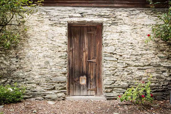 باب بيت قديم