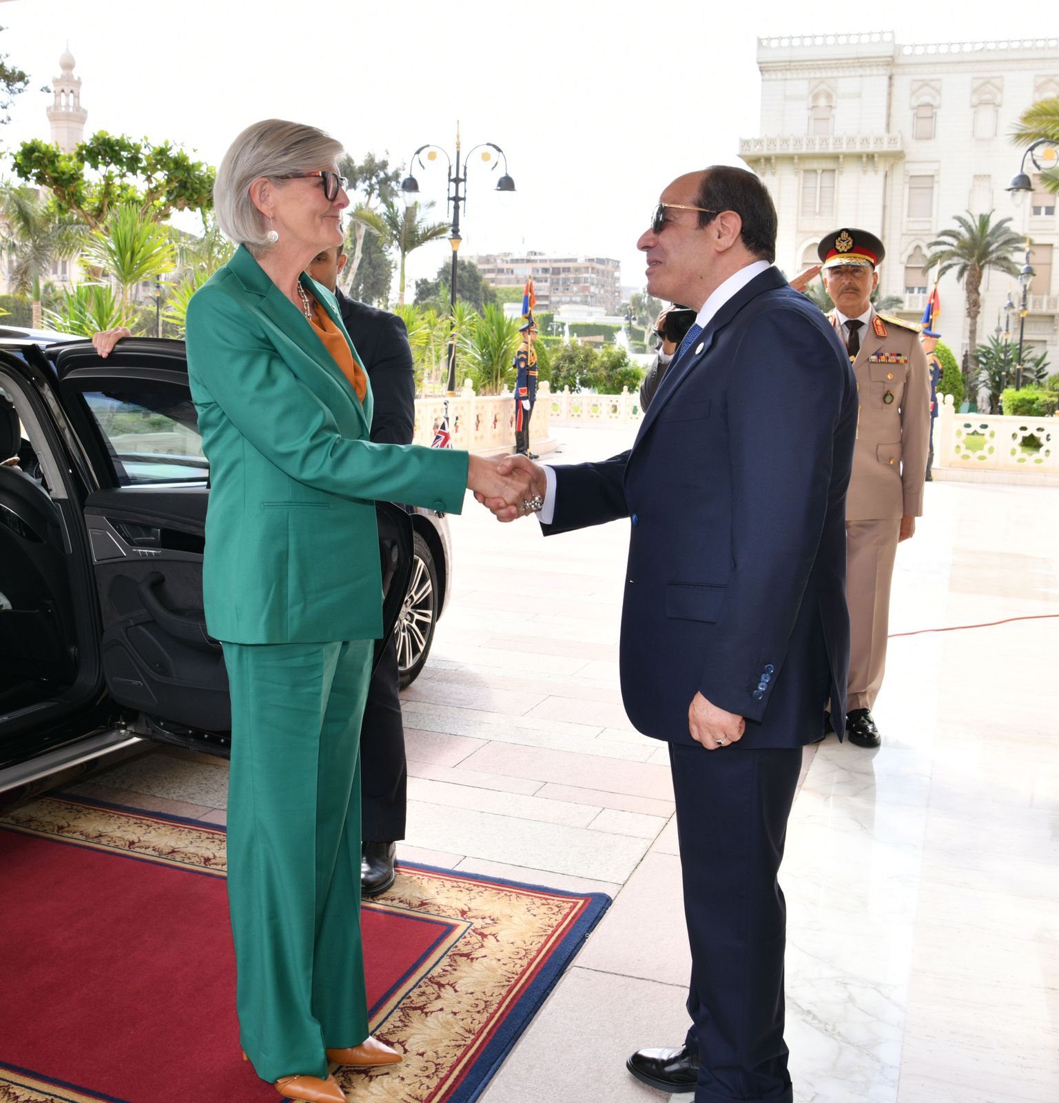 الرئيس السيسى والسيدة سام موستين الحاكم العام لكومنولث أستراليا (1)