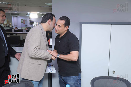 الزميل-كامل-كامل-يرحب-بالزميل-عمرو-بدر