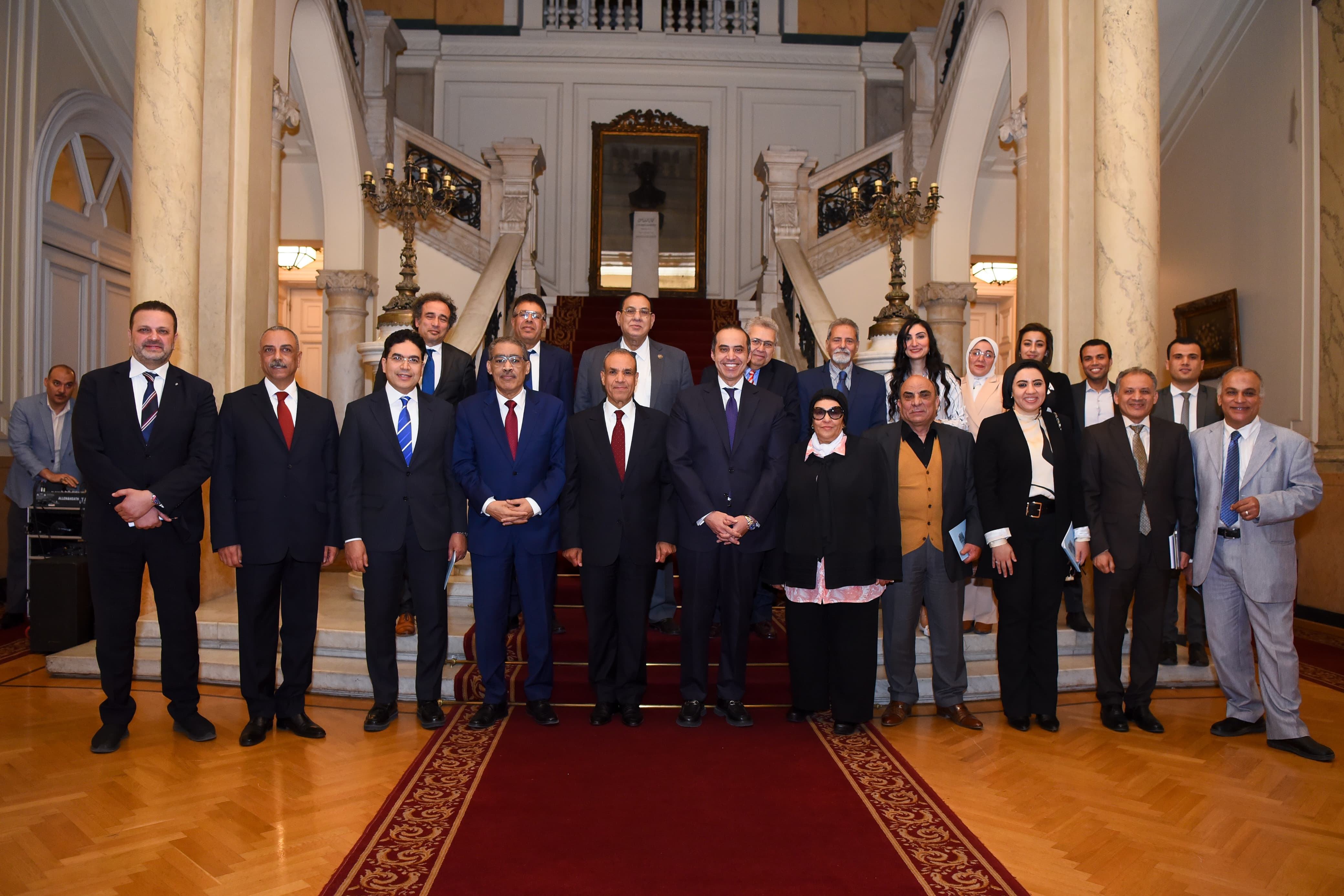 وزير الخارجية