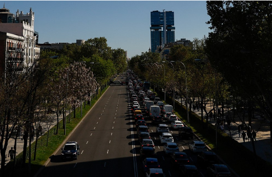 حركة المرور على جانب واحد في العاصمة الإسبانية