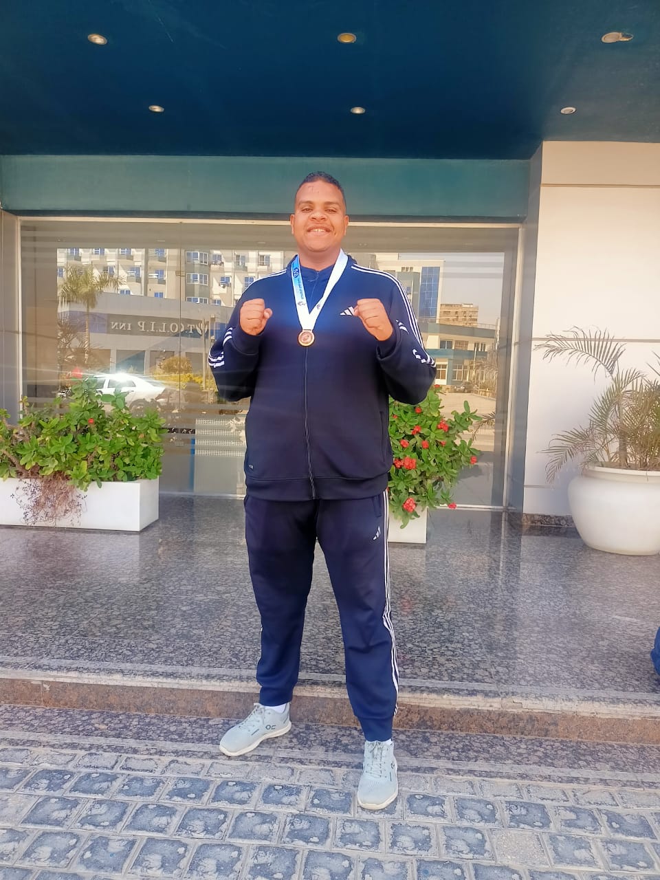 طلاب الجامعة (2)