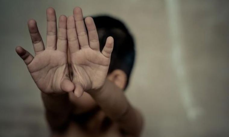 الاعتداء علي طفل البحيرة ودمكنهور
