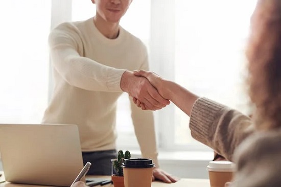 التعامل بعد الانفصال التعامل بعد الانفصال
