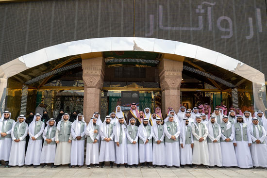 أمير منطقة المدينة المنورة يُدشّنُ المرافقَ الحديثةَ (7)