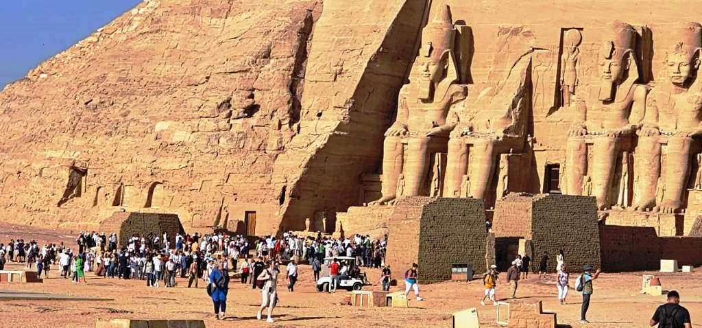 معبد أبوسمبل معبد أبوسمبل