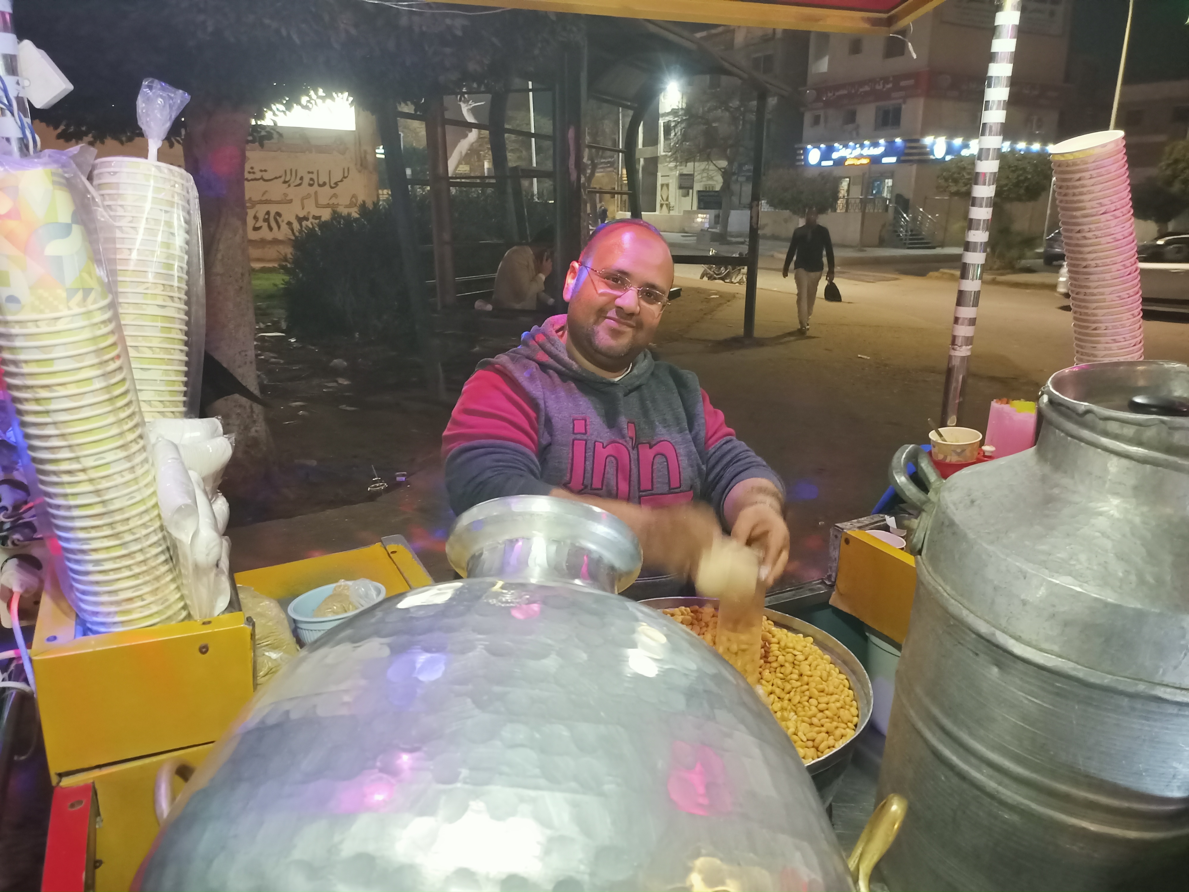 اشهر بائع حمص الشام فى المنوفية اشهر بائع حمص الشام فى المنوفية