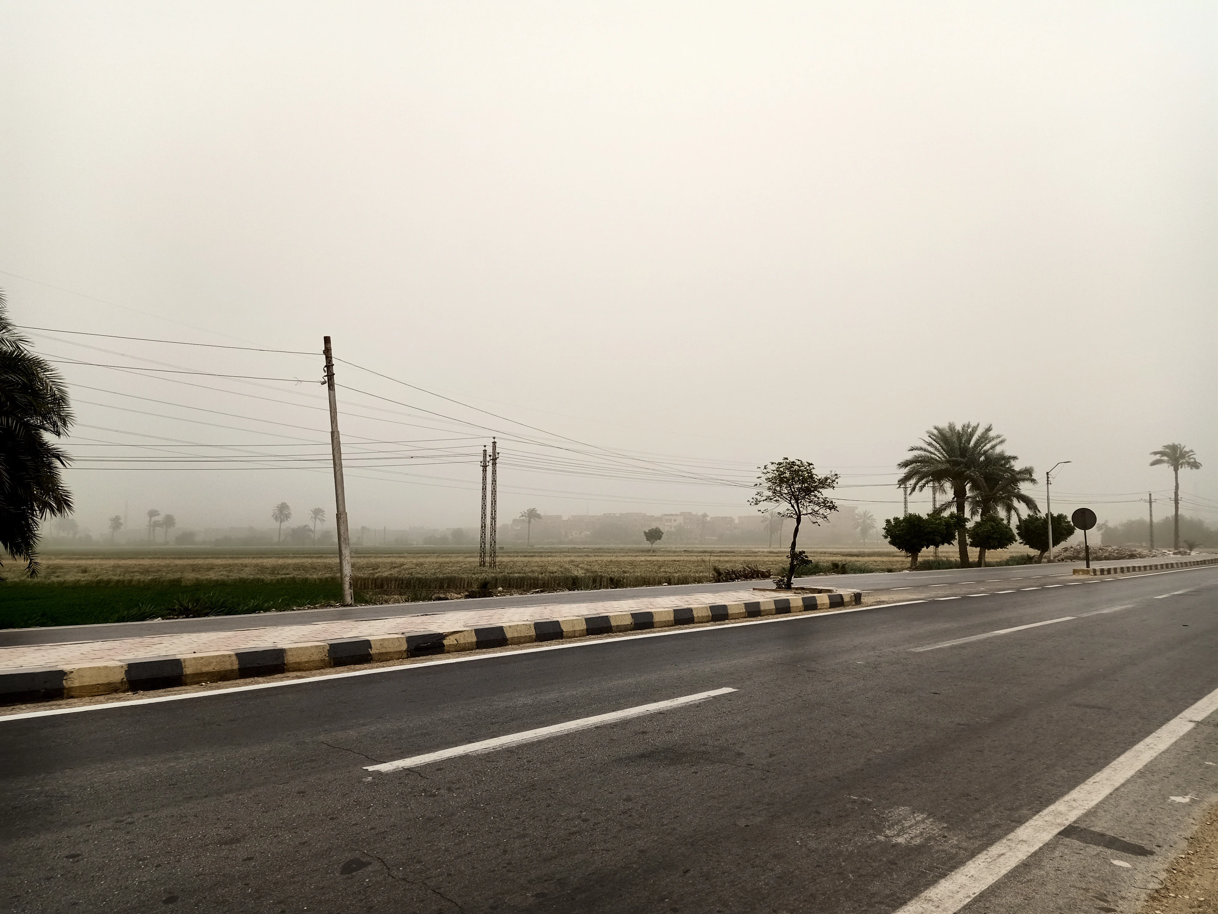 جانب من بدء العاصفة التاربية فى بنى سويف جانب من بدء العاصفة التاربية فى بنى سويف