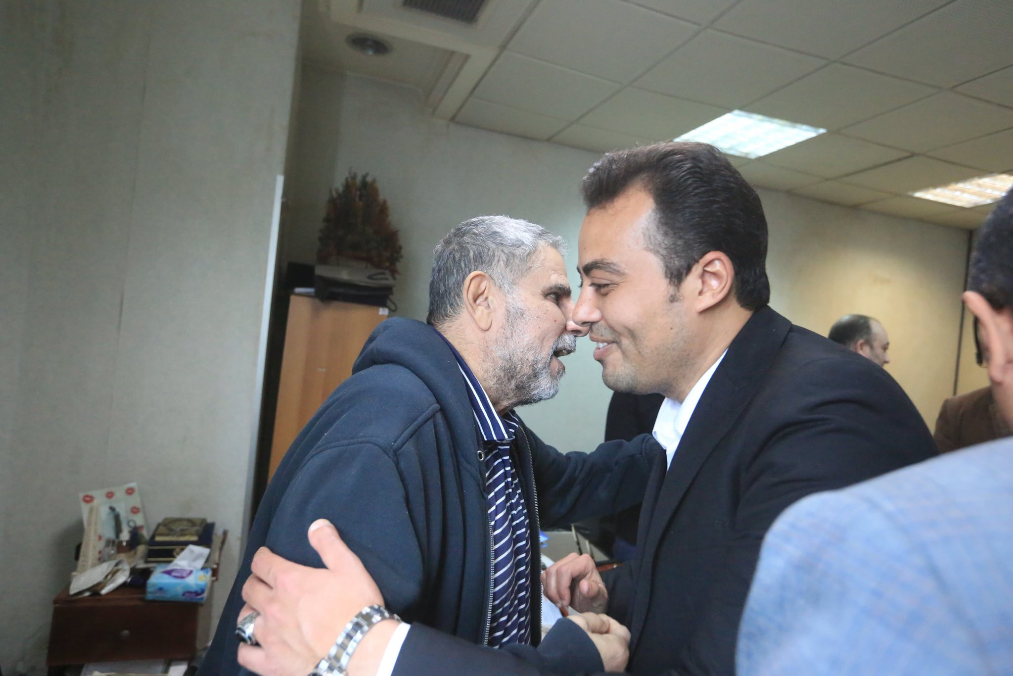 محمد السيد الشاذلى في جولة بدار التحرير  (15)