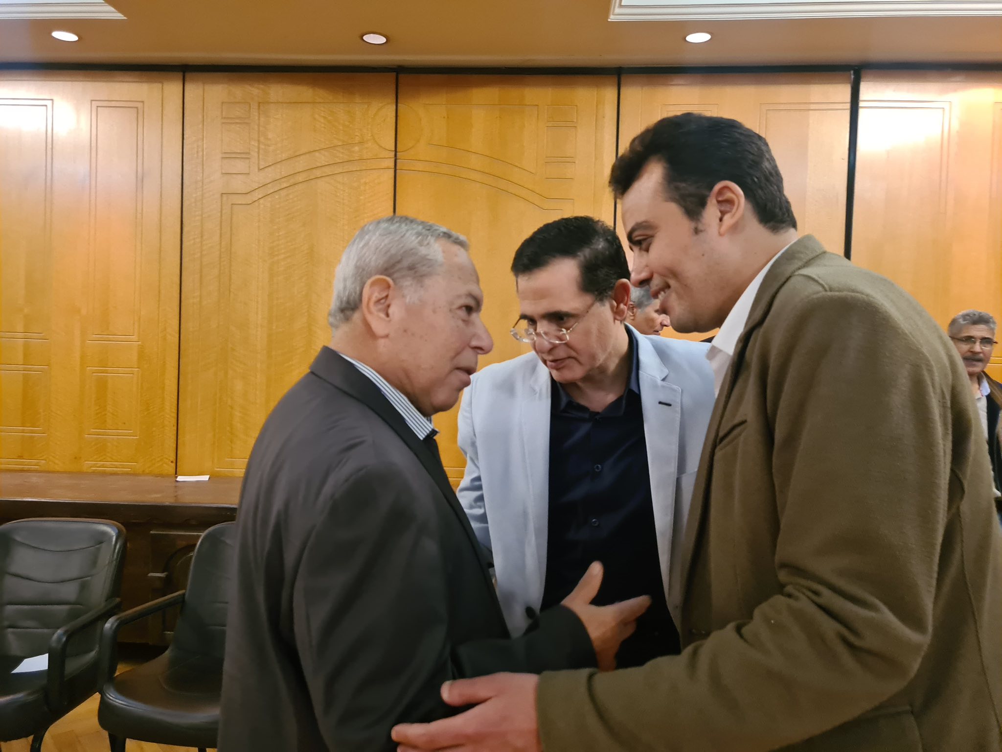 محمد السيد الشاذلى في جولة بدار التحرير  (12)