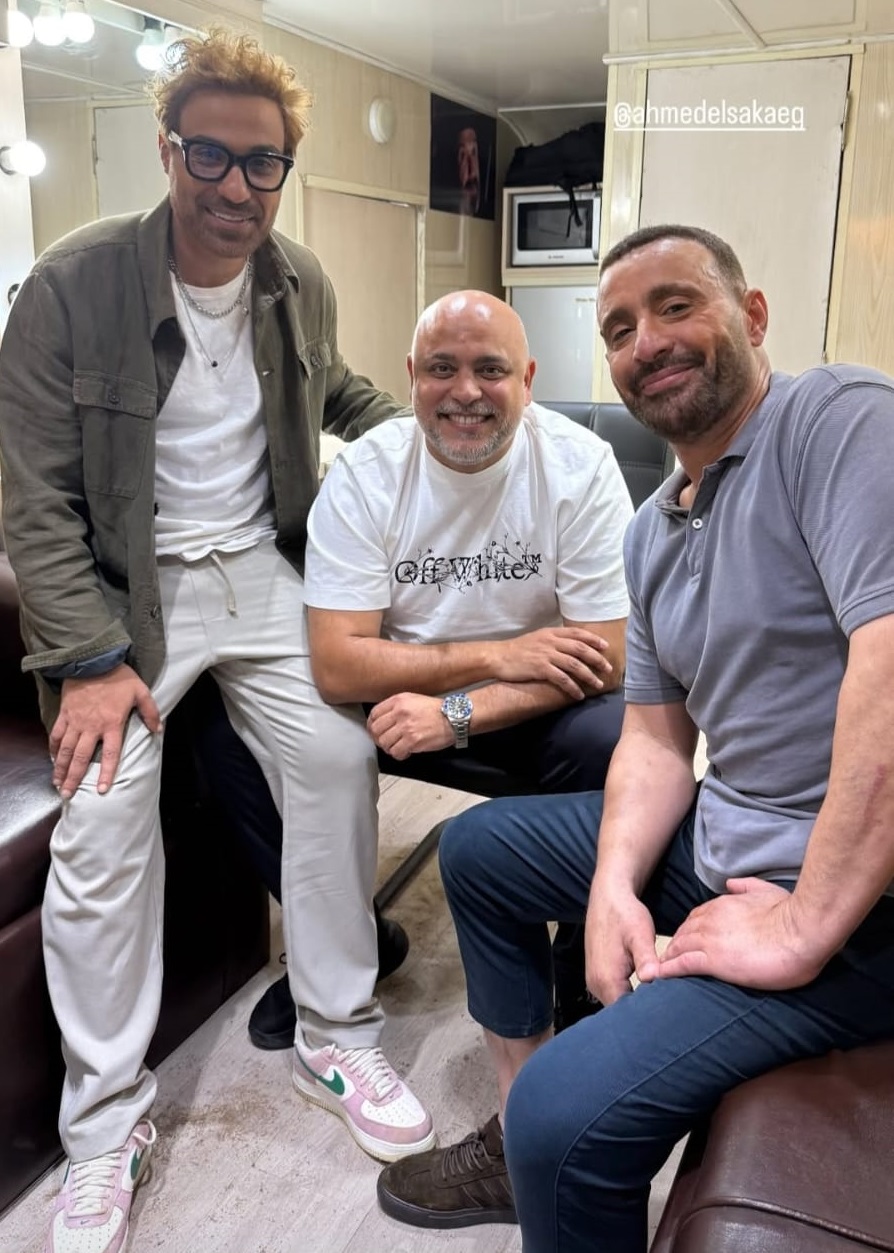 احمد السقا واحمد فهمى والمنتج احمد بدوى من كواليس احمد واحمد