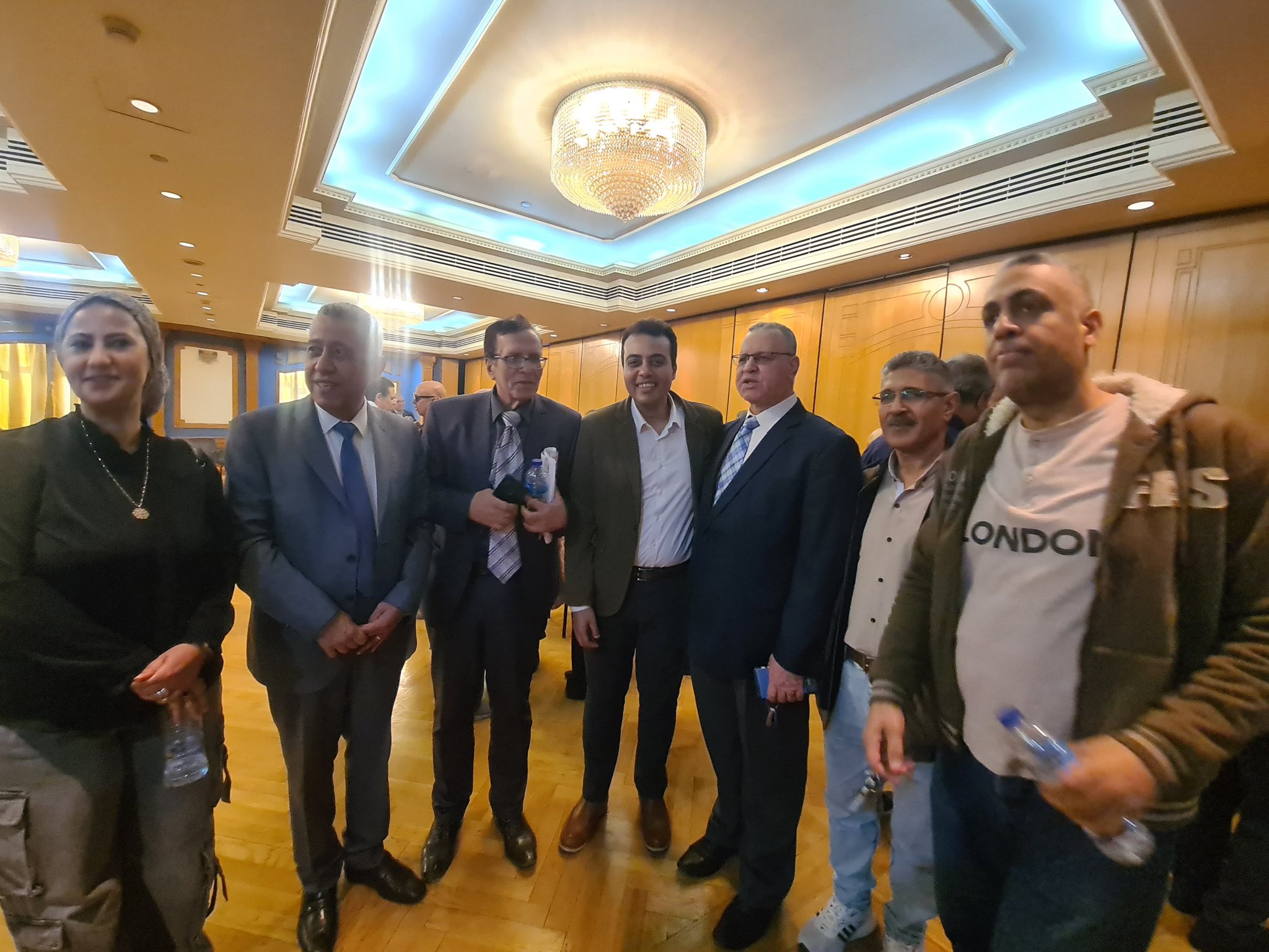 محمد السيد الشاذلى في جولة بدار التحرير  (9)