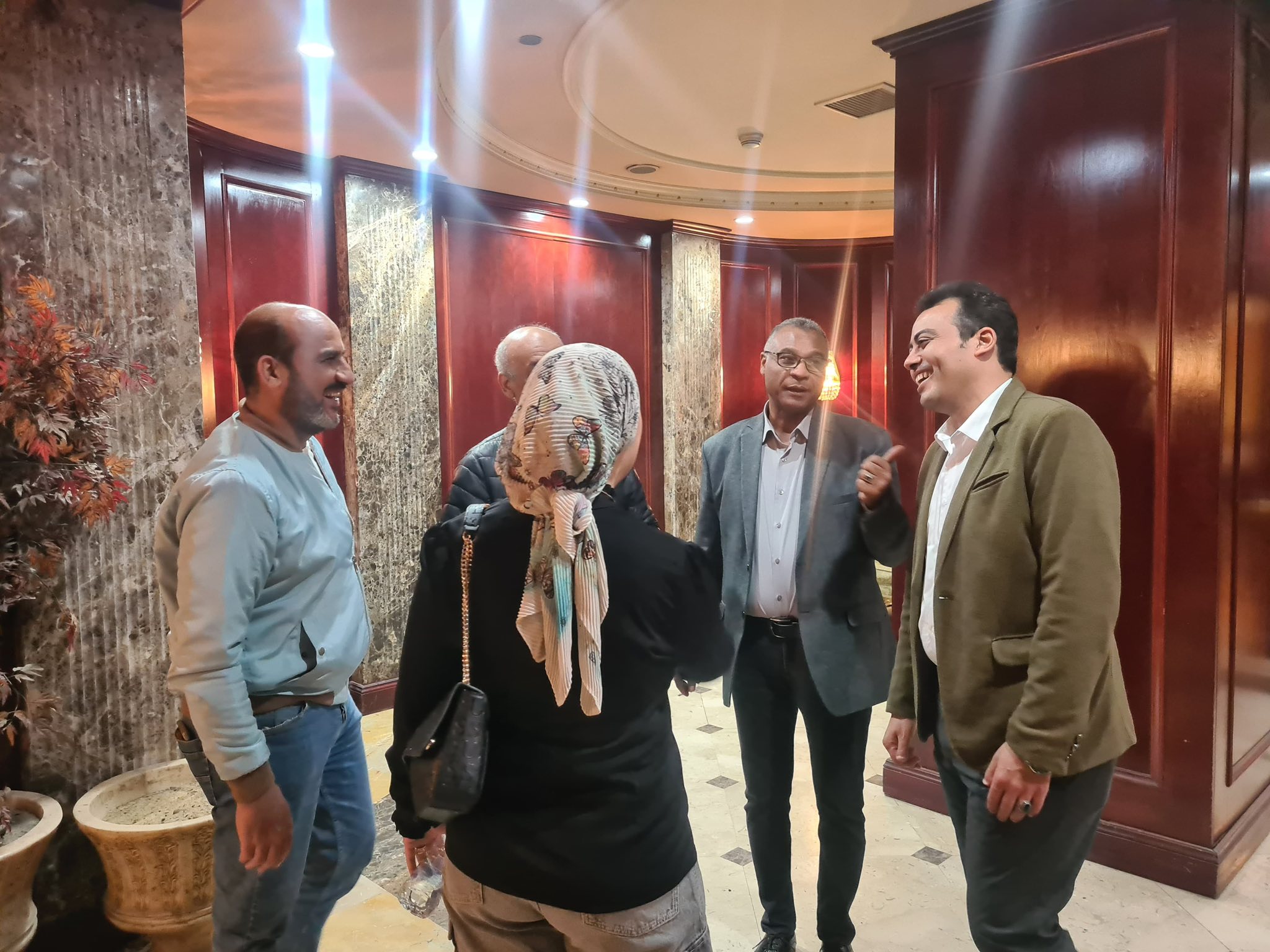 محمد السيد الشاذلى في جولة بدار التحرير  (7)