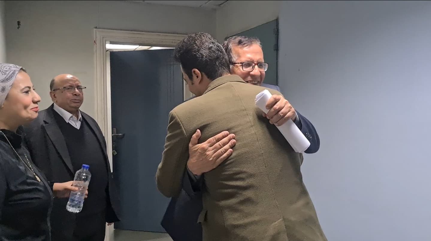 محمد السيد الشاذلى في جولة بدار التحرير  (16)