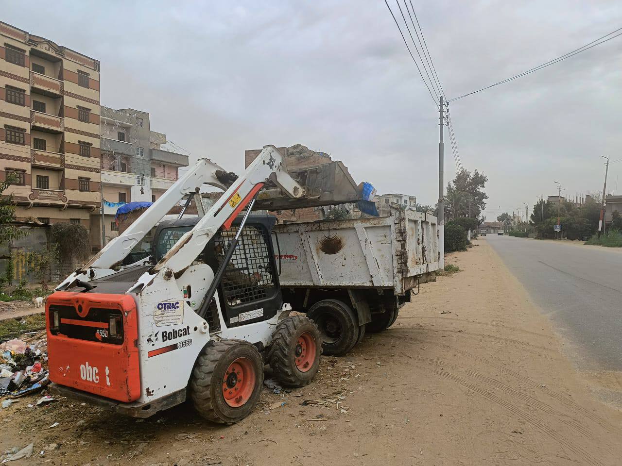 رفع المخلفات من الشوارع