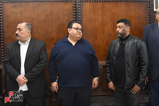 الفنان محمدد جمعة وخالد جلال فى عزاء زوجة نضال الشافعى الفنان محمدد جمعة وخالد جلال فى عزاء زوجة نضال الشافعى