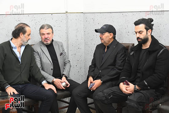 عزاء زوجة الفنان نضال الشافعى عزاء زوجة الفنان نضال الشافعى