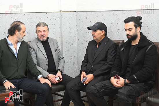 أحمد سلامة وأيمن الشيوى فى عزاء زوجة نضال ىالشافعى أحمد سلامة وأيمن الشيوى فى عزاء زوجة نضال ىالشافعى