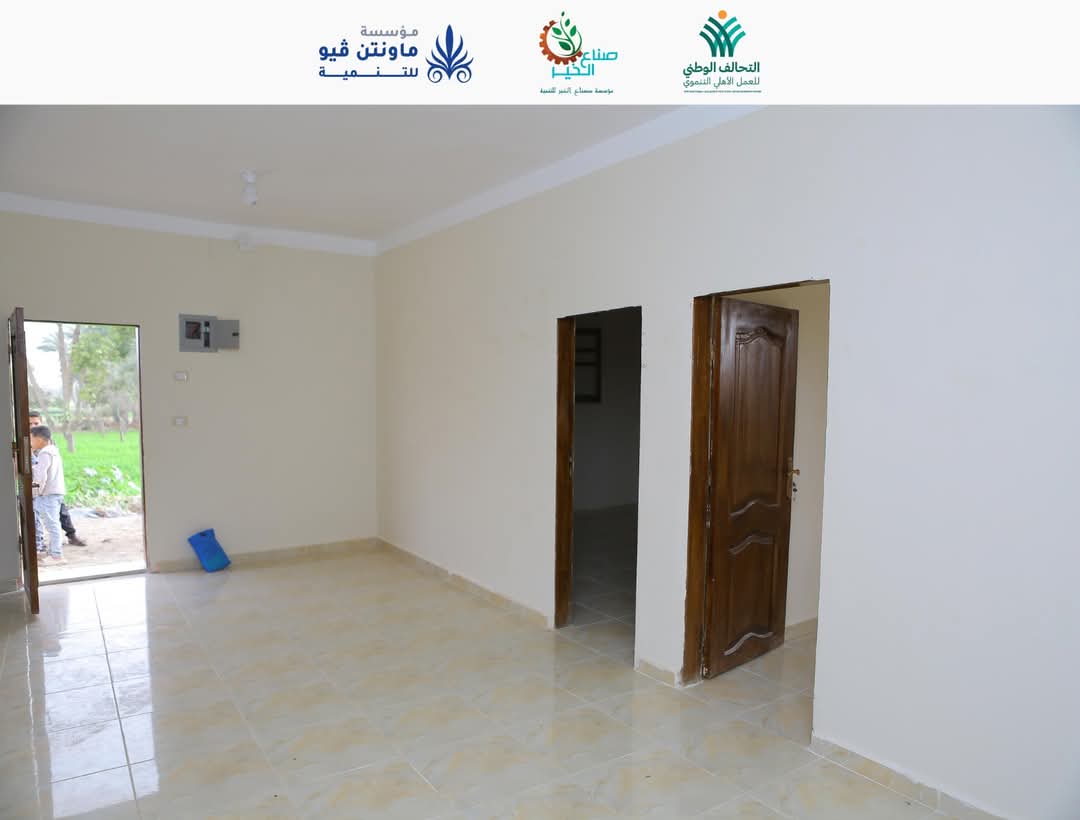 e860b9b5-f7ed-4d6c-b5eb-5b1a2248a7f4