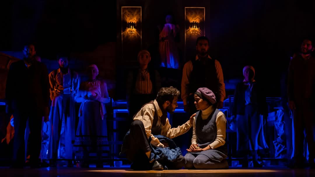 جانب من عرض المسرحية