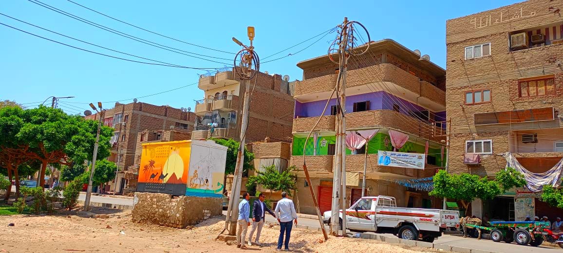 السحر يظهر على أكشاك الكهرباء فى مبادرة جملها بالبياضية السحر يظهر على أكشاك الكهرباء فى مبادرة جملها بالبياضية