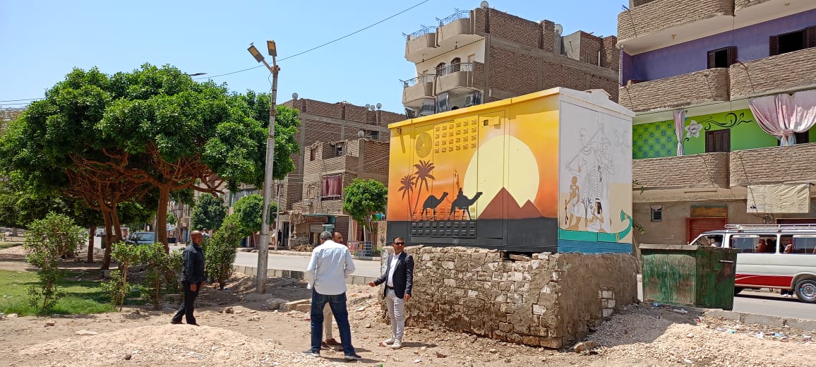 طلبة ترميم الأثار ينطلقون في مبادرة لرسم وتجميل أكشاك الكهرباء طلبة ترميم الأثار ينطلقون في مبادرة لرسم وتجميل أكشاك الكهرباء