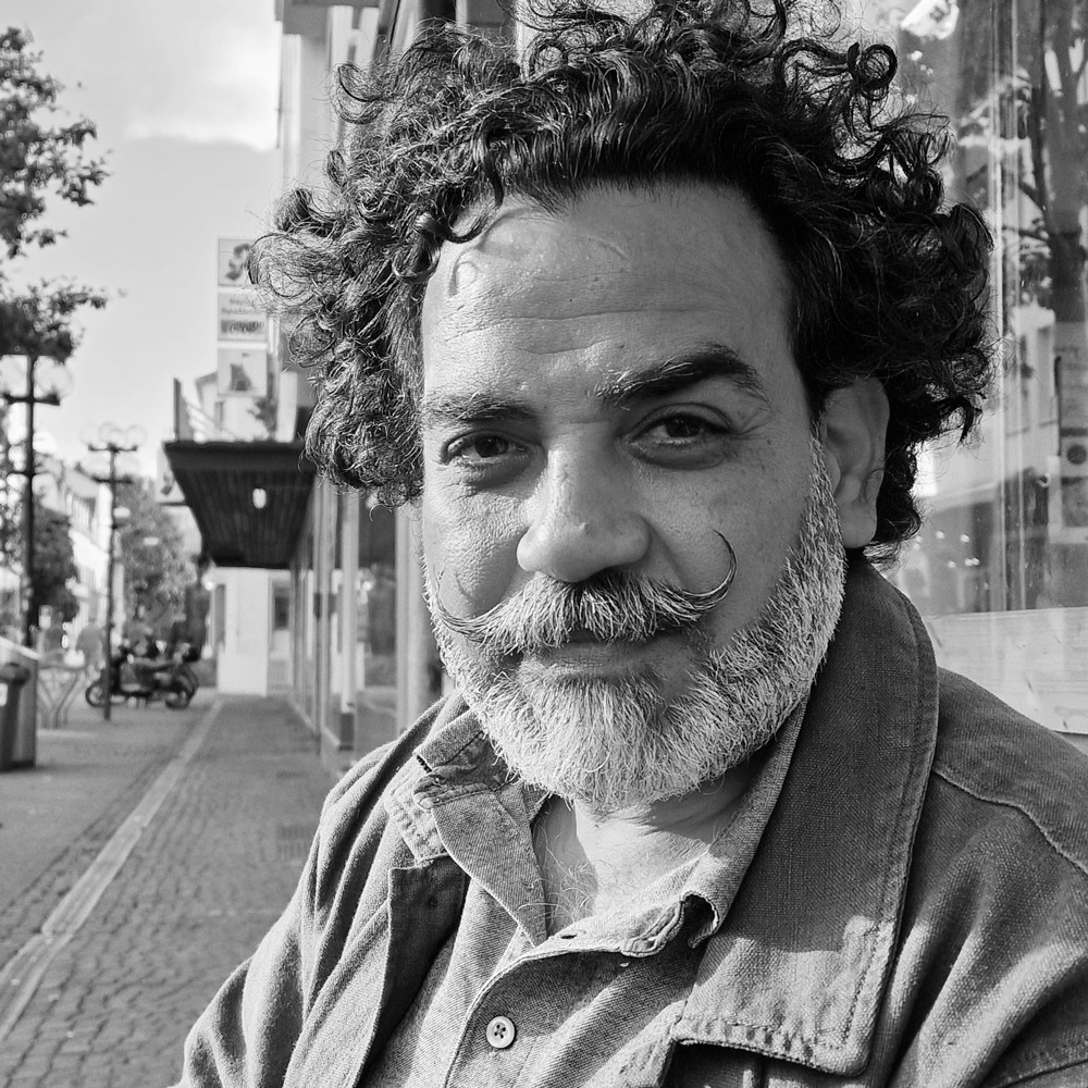 الفنان حمدي رضا