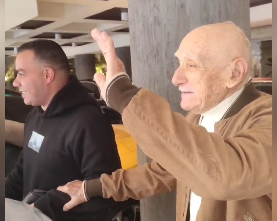 اخر ظهور لرجل الأعمال ميشيل أحد قبل دخوله المستشفي بالإسكندرية