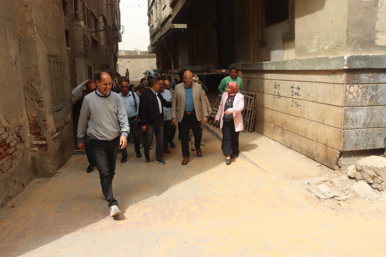 خلال جولة المحافظ خلال جولة المحافظ