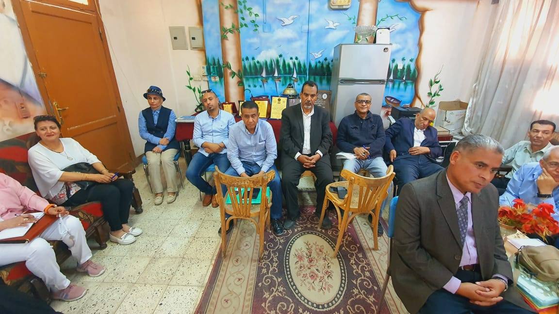 مناقشة إستعدادات إمتحانات الشهادة الإعدادية بنظام البوكليت