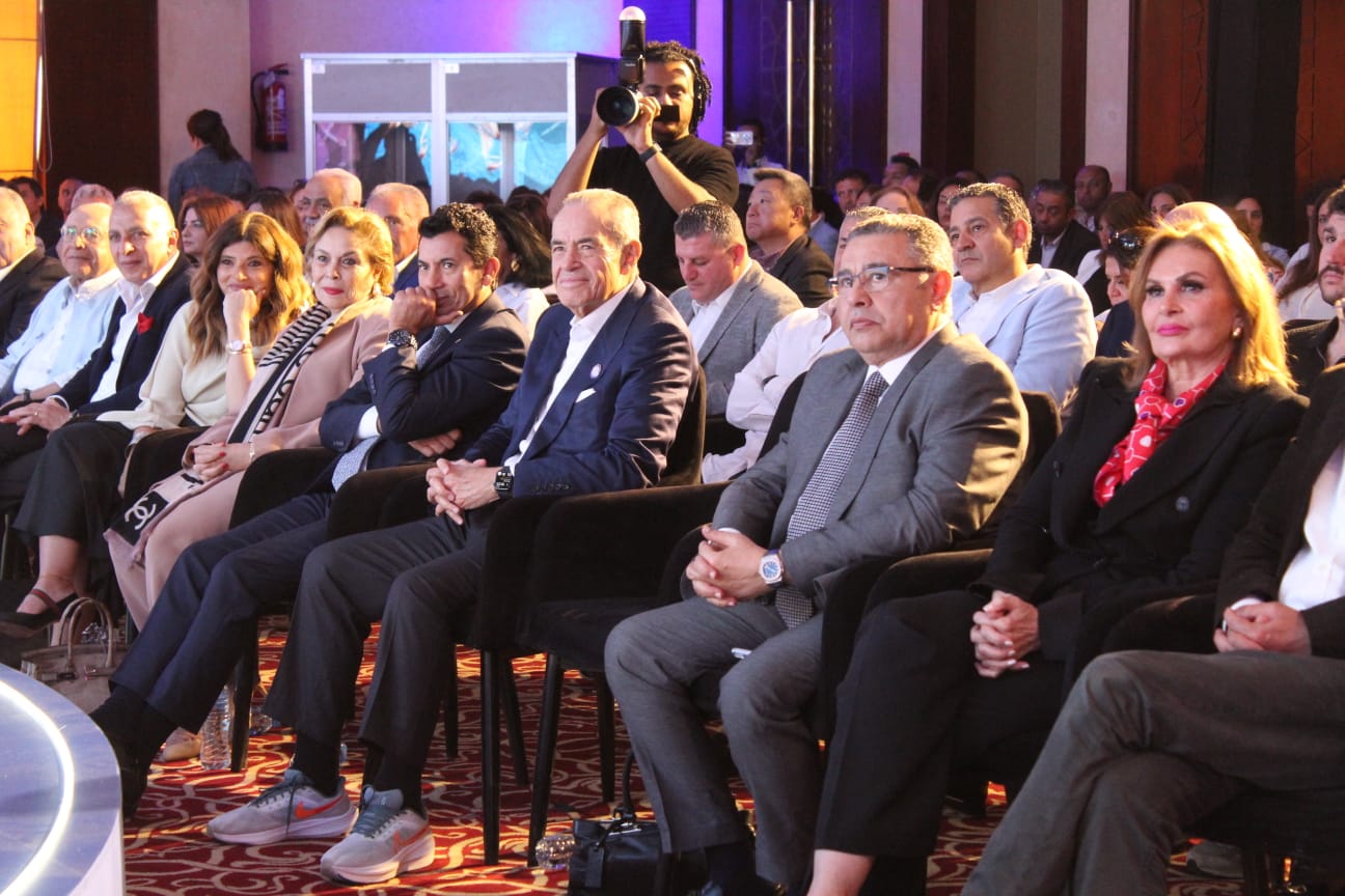 وزير الرياضة فى الغردقى