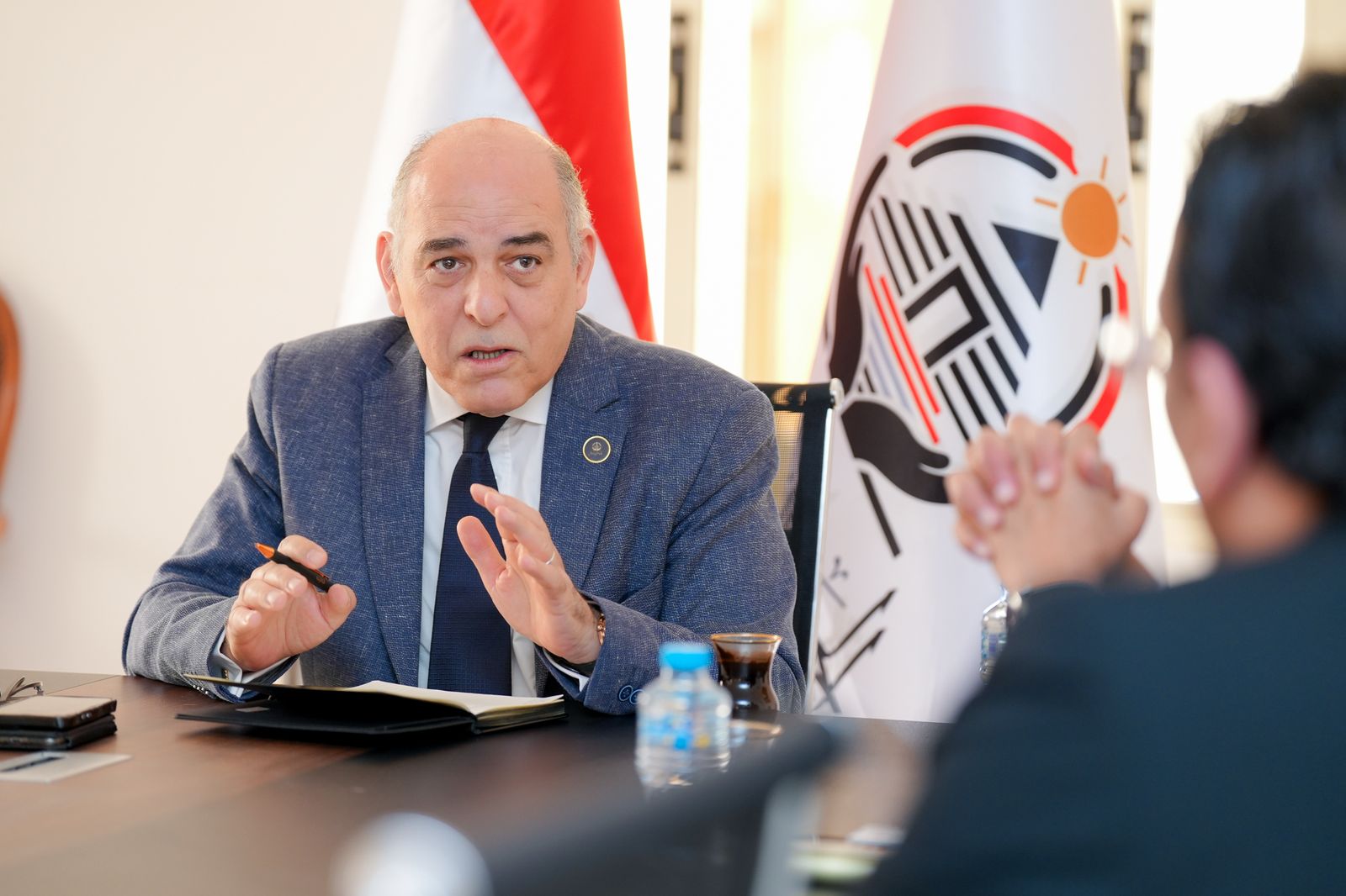 b6f401ce-2a9e-4f7d-8ca8-1d9062fb5827