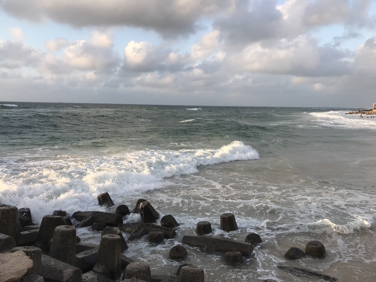 امواج بحر العريش امواج بحر العريش
