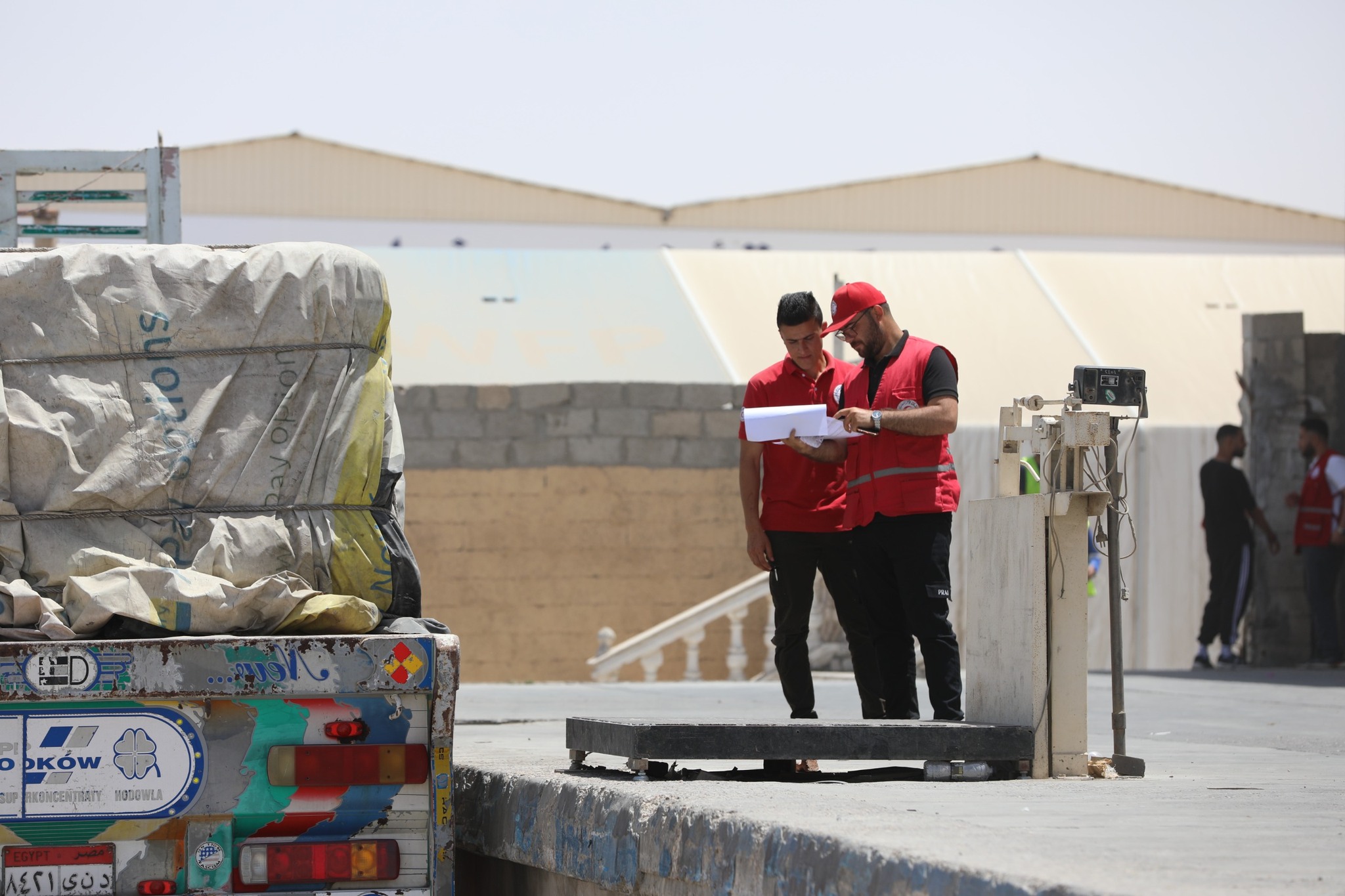 تجهيز نقل المساعدات