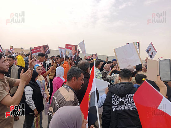 توافد-المصريين-بالعريش توافد-المصريين-بالعريش