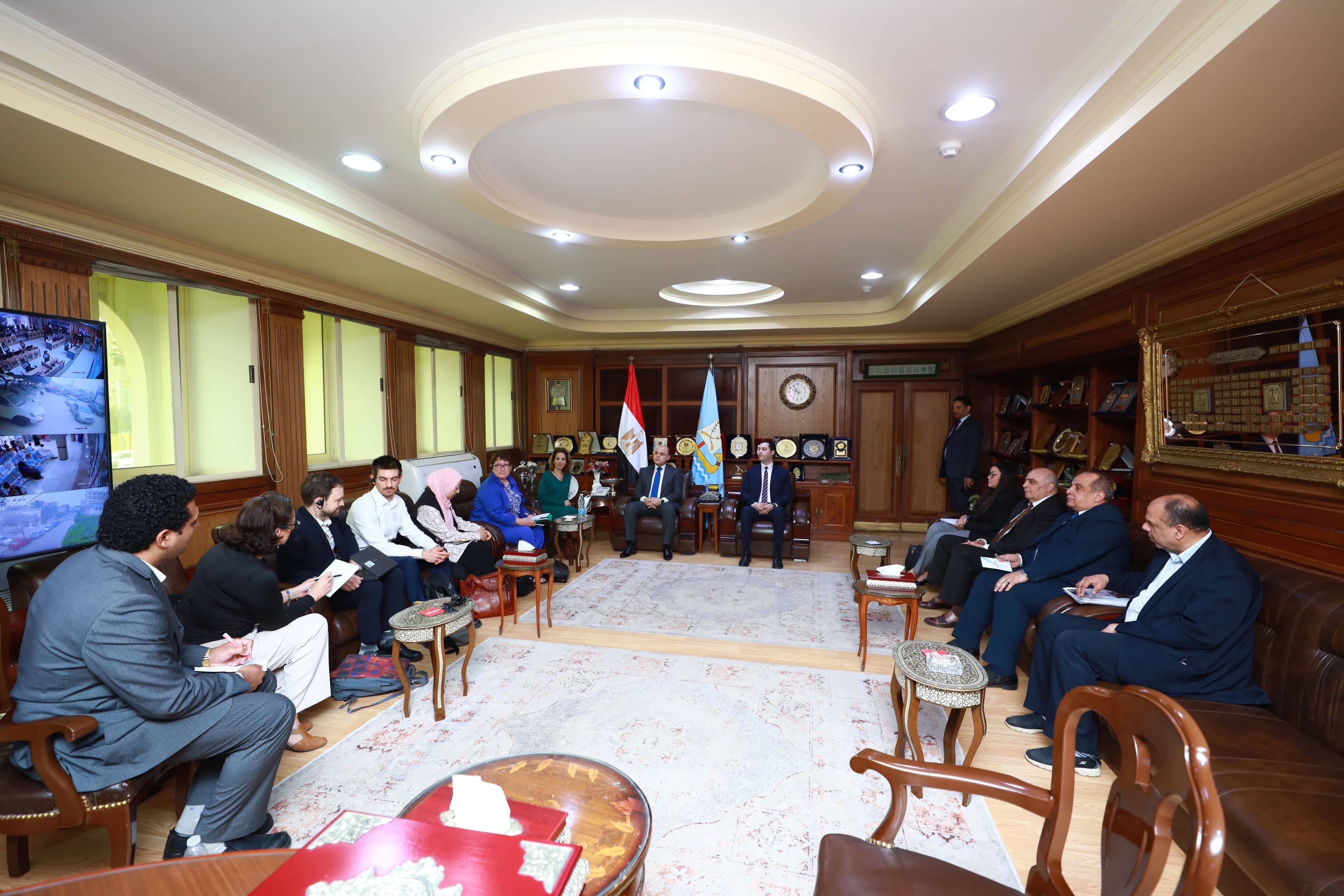 جانب من الاستقبال بمكتب محافظ كفر الشيخ