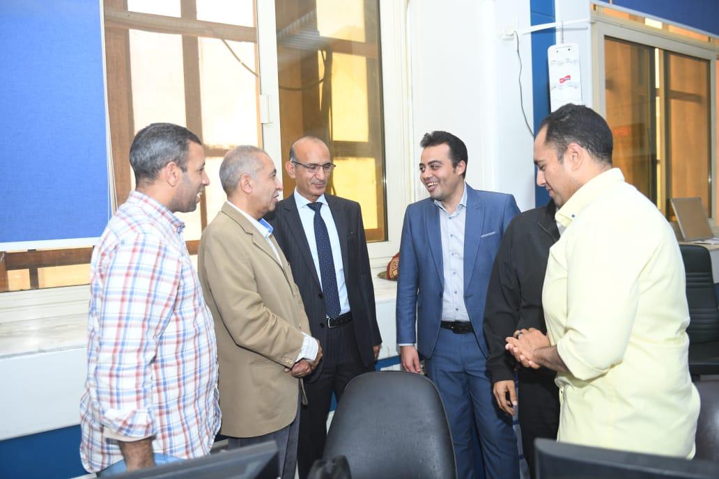 محمد السيد وسط الزملاء