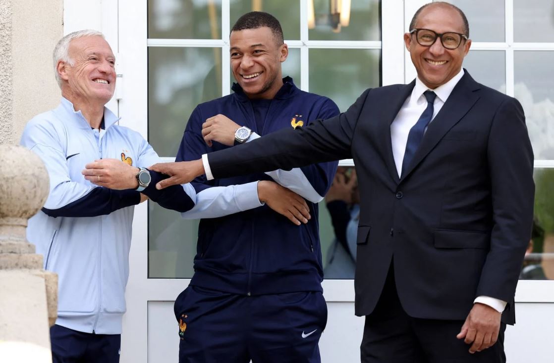 ديالو مع ديشامب ومبابي