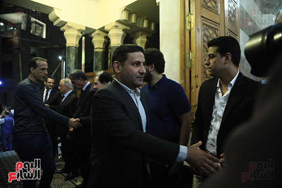 يوسف أيوب يقدم واجب العزاء