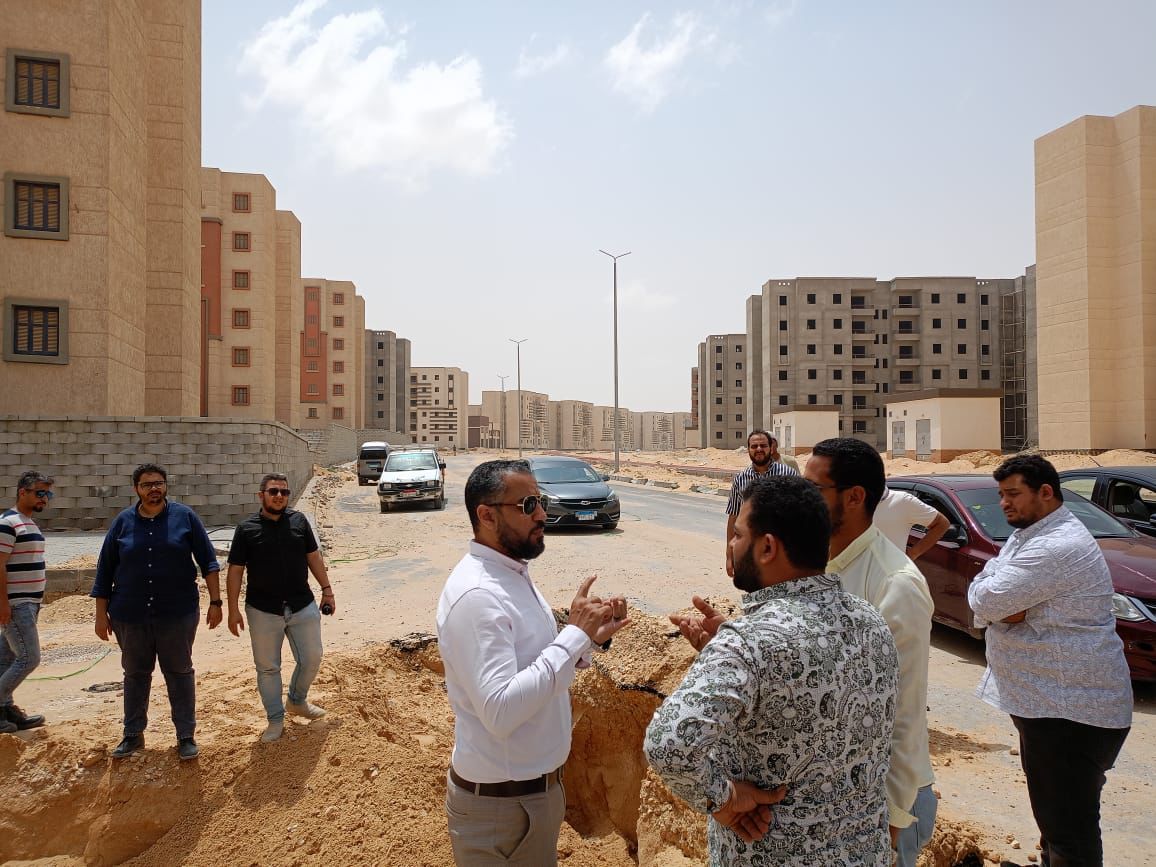 خلال جوله نائب رئيس جهاز مدينه اكتوبر الجديدة لمشروع سكن لكل المصريين  (5)