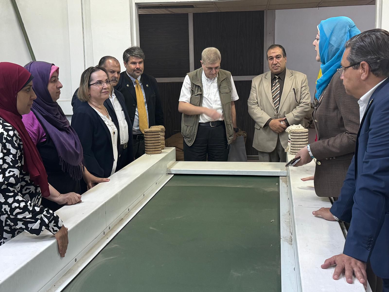 وفد من الفاو وإيكاردا والوكالة الدولية للطاقة الذرية يزور معهد بحوث القطن