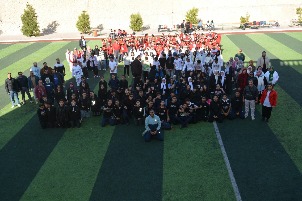 طلاب المدرسة المصرية الدولية بالشيخ زايد