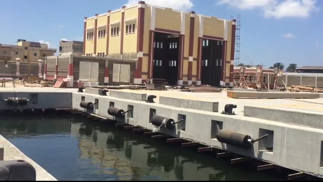 رصيف ميناء الصيد بمدينة رشيد